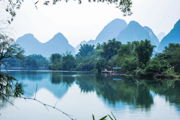 变速箱前油封漏油(变速箱前油封漏油原因)
